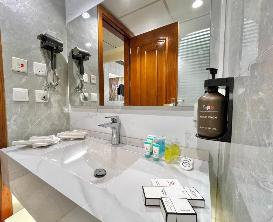 Madinah Hotel Image